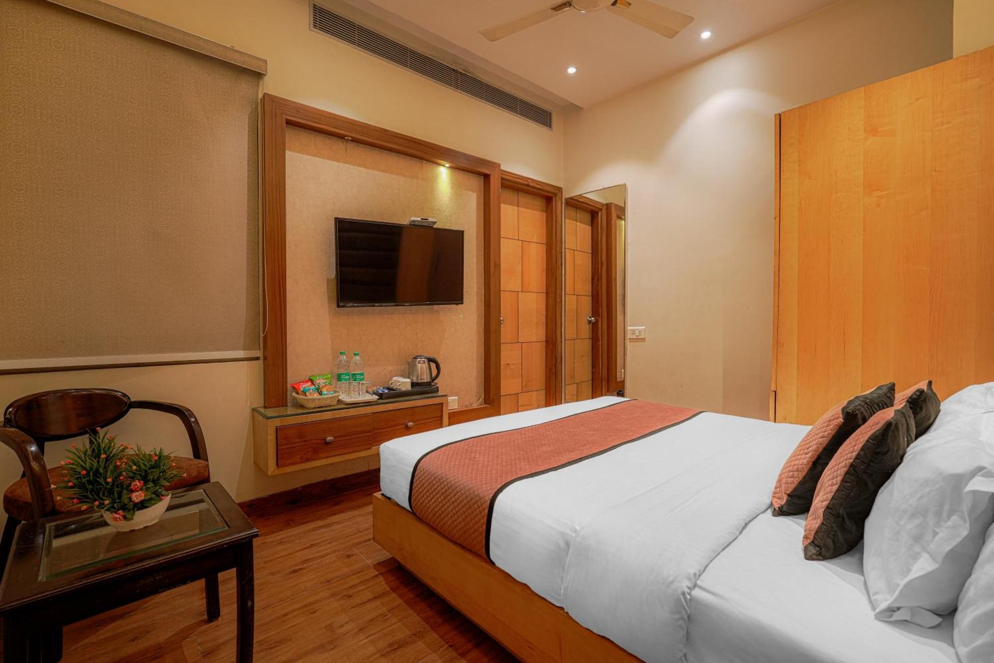 Csjs Inn Hotel 阿姆利则 外观 照片